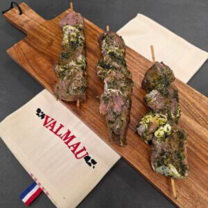 Brochette de filet mignon de porc marinée "ail des ours "