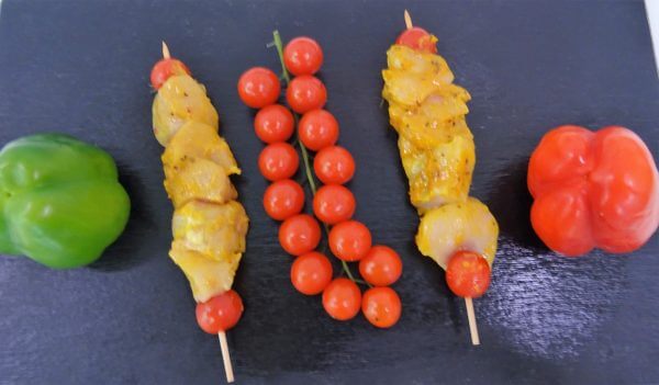 Brochette de poulet au curry