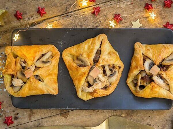 Feuilleté de volaille aux cèpes sauce foie gras de canard